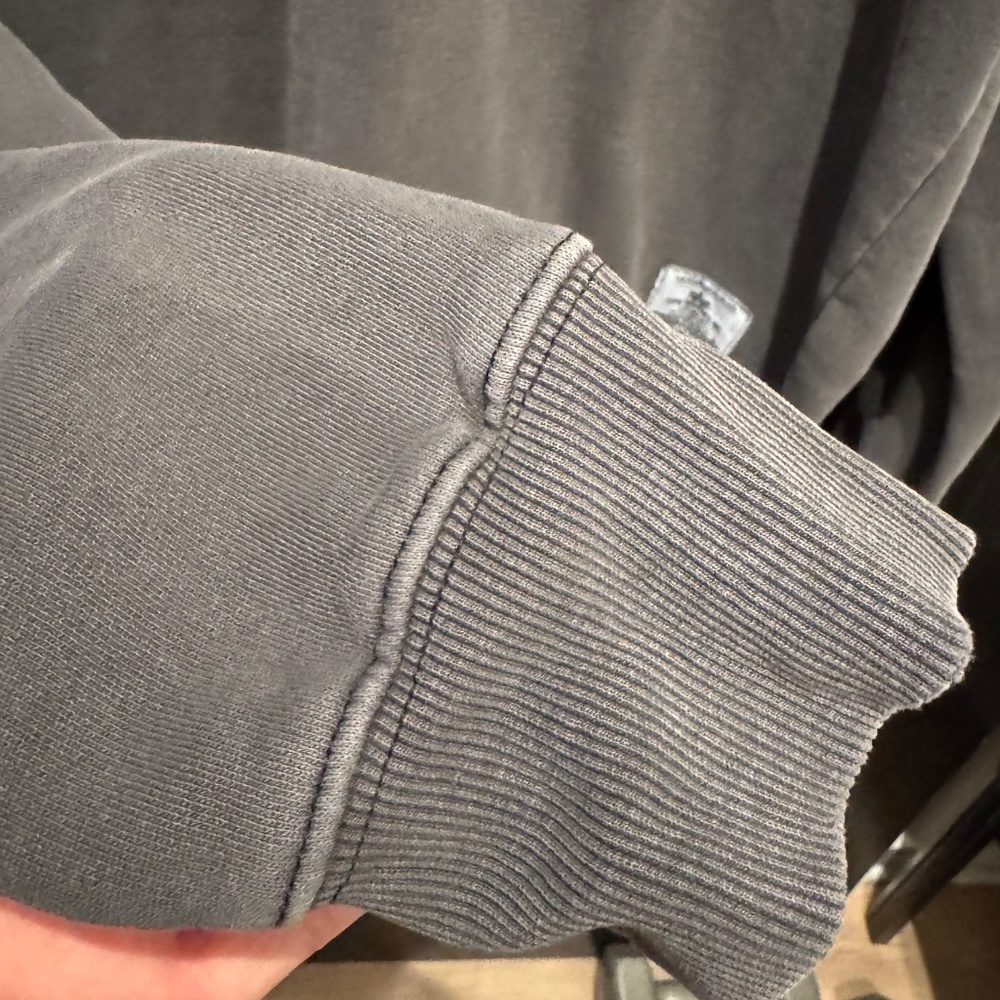 Alpha Industries Mens Heavy Duty Sweatshirt - Picture 6 of 6